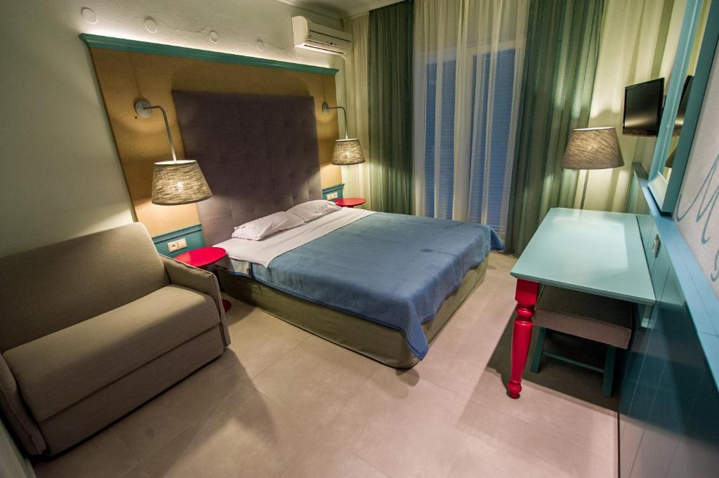 Alkyon Hotel Патитири Экстерьер фото