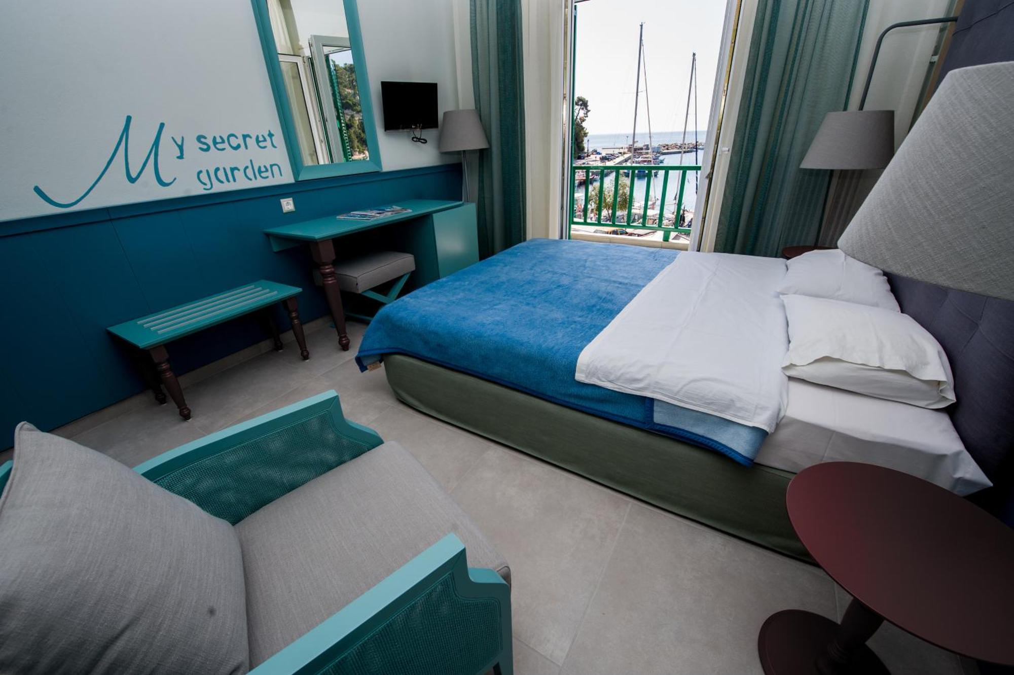 Alkyon Hotel Патитири Экстерьер фото